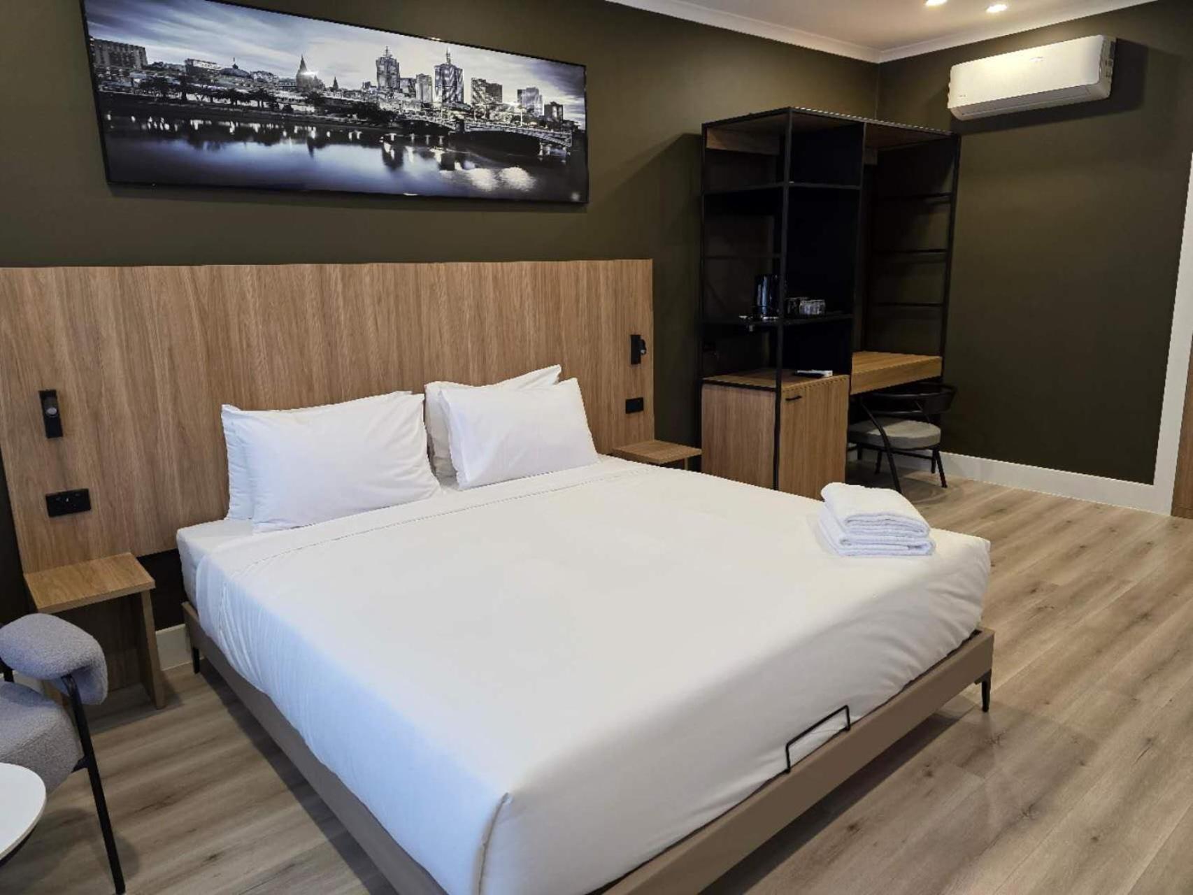 The Parkmore Hotel Melbourne Eksteriør bilde